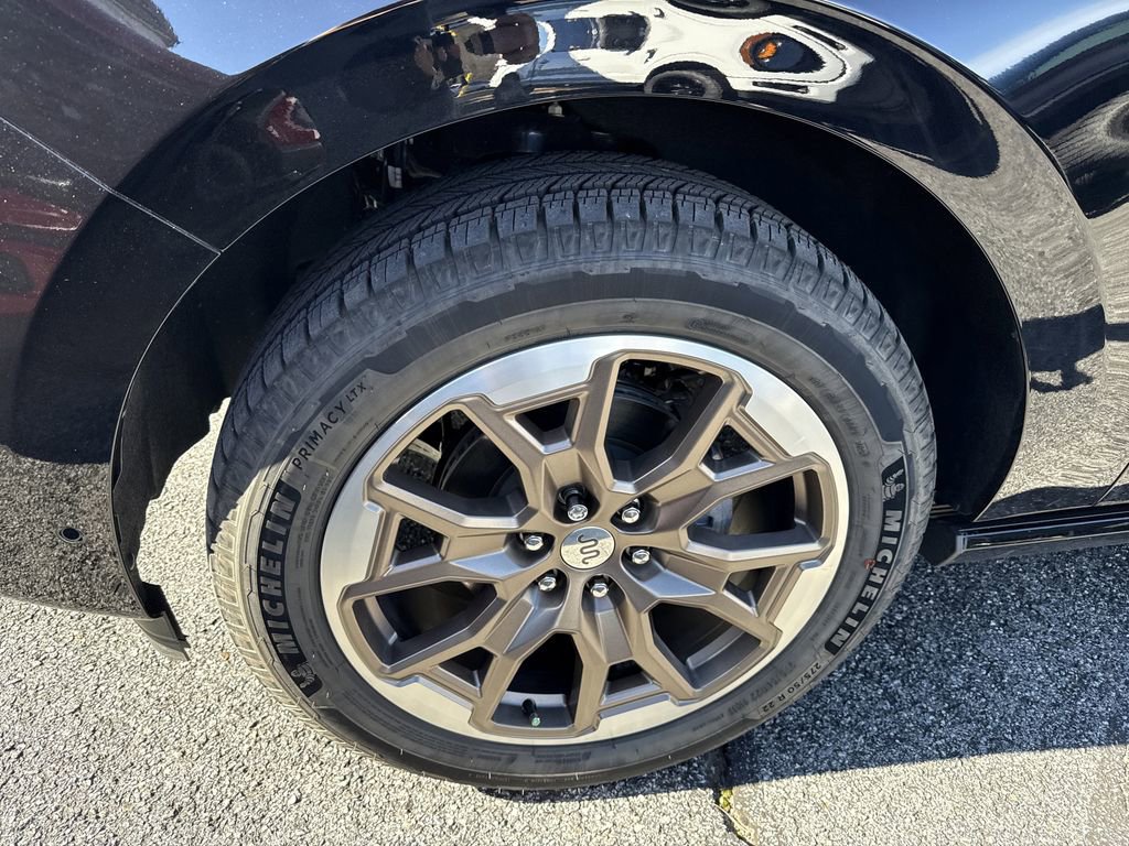 Used 2025 Ford Expedition Max King Ranch image 5