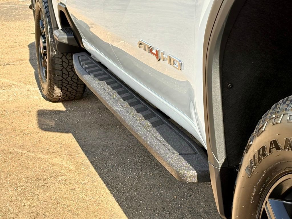New 2026 GMC Sierra 2500 AT4 w/ Technology Package image 7