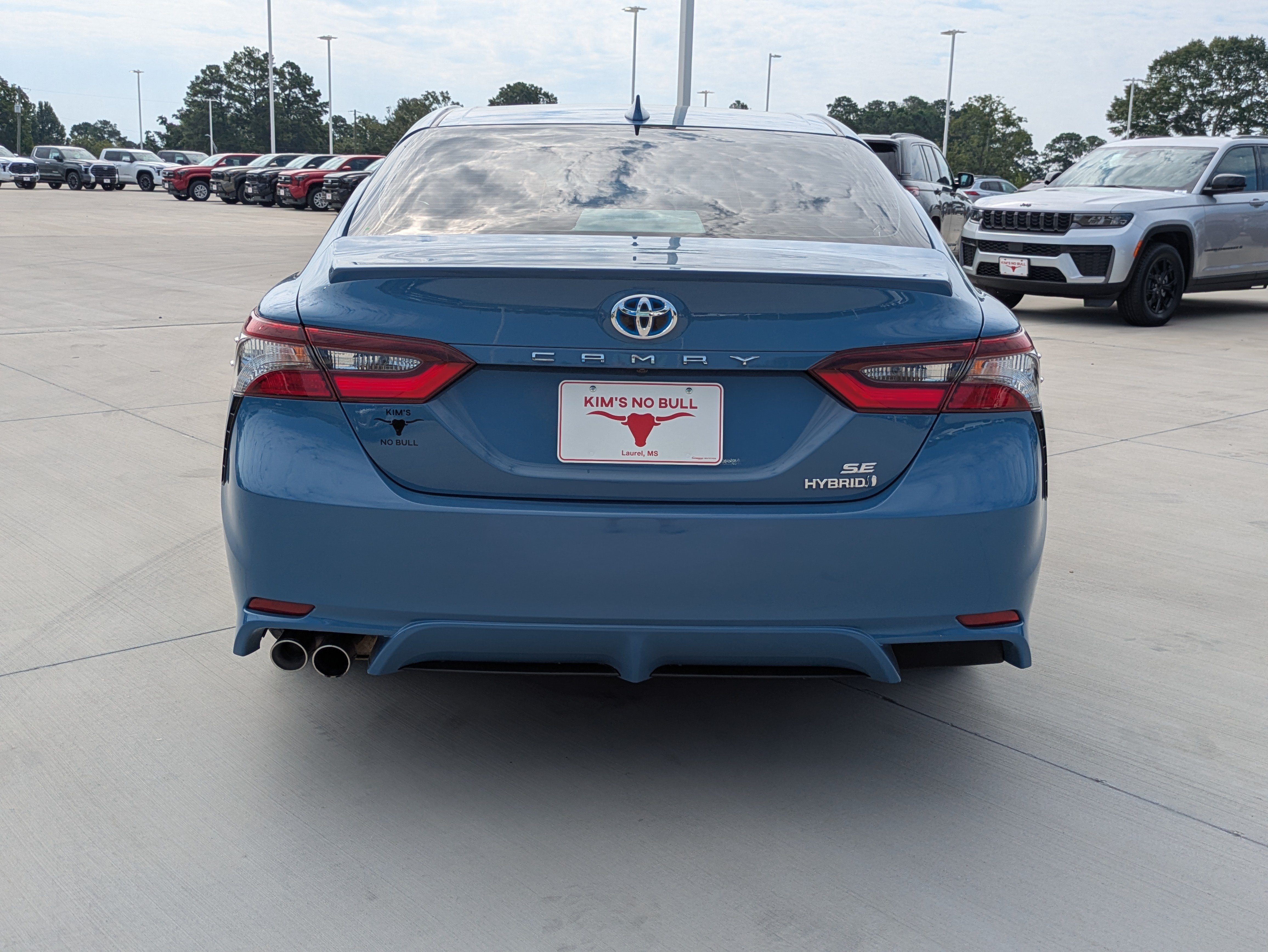 Certified 2023 Toyota Camry SE FWD image 4
