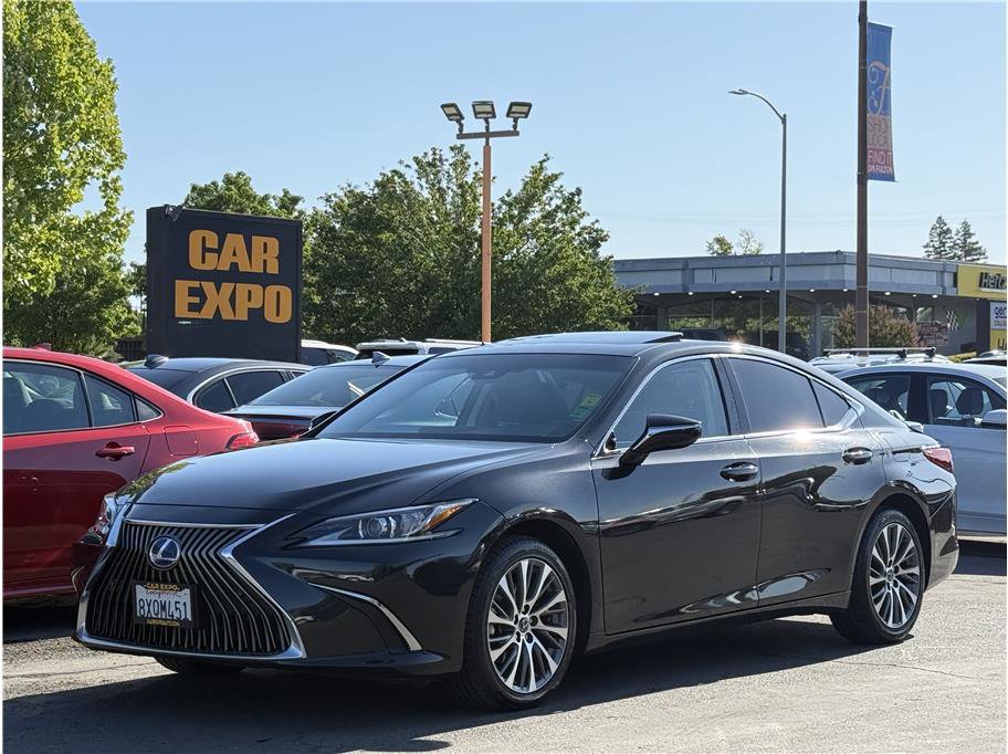 Used 2021 Lexus ES 300h w/ Premium Package image 45