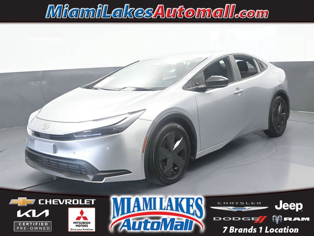 Used 2023 Toyota Prius LE