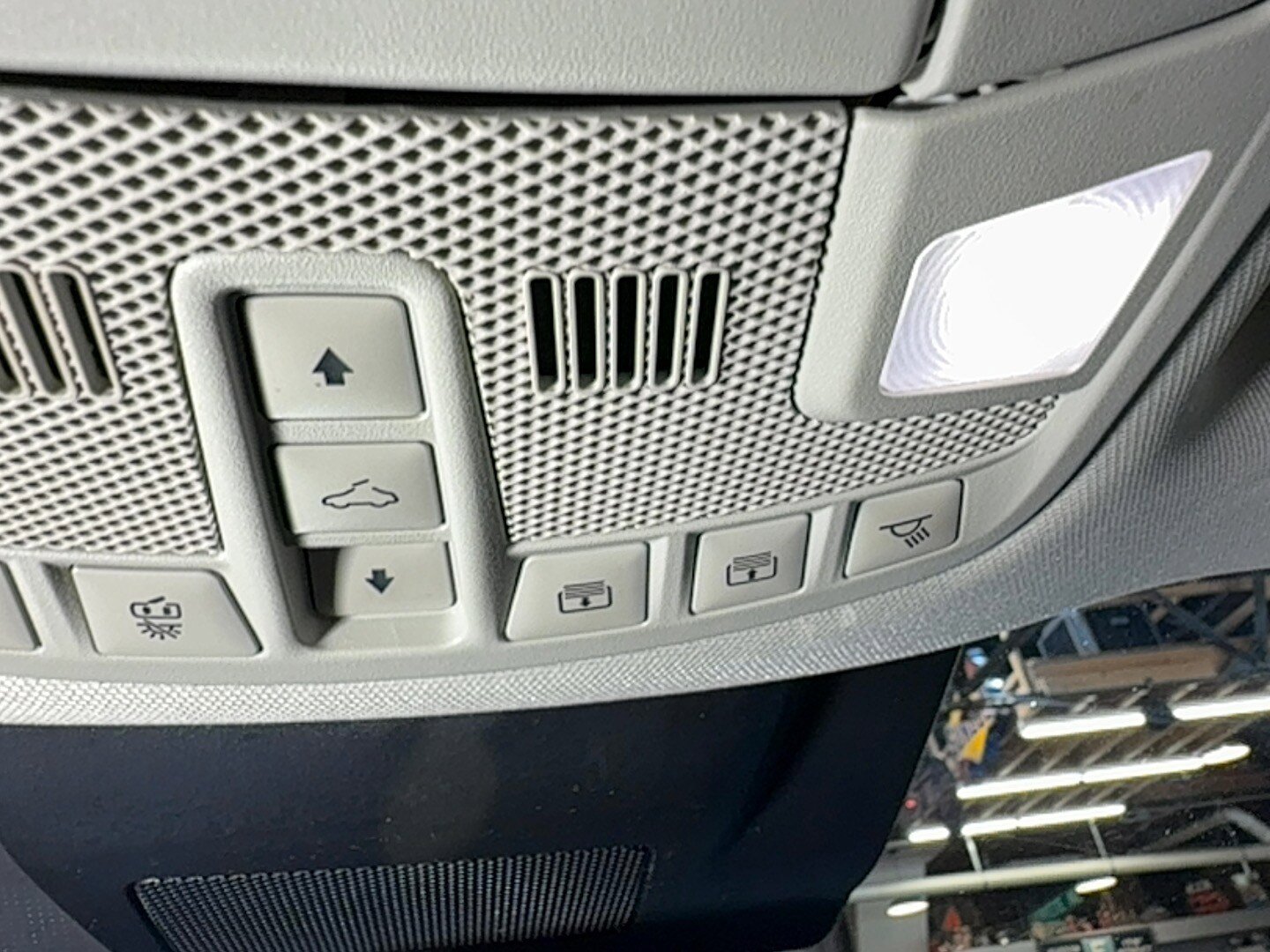 Used 2020 Ford Expedition XLT w/ Equipment Group 202A AWD/4WD image 55