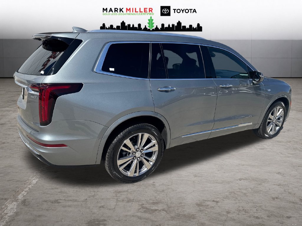 Used 2023 Cadillac XT6 Premium Luxury w/ Technology Package AWD/4WD image 5