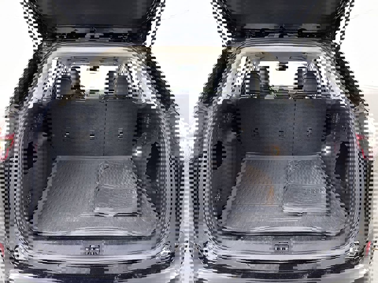 Used 2022 Ford Edge SEL image 21