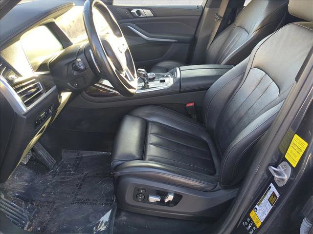 Used 2021 BMW X7 xDrive40i w/ Executive Package image 17