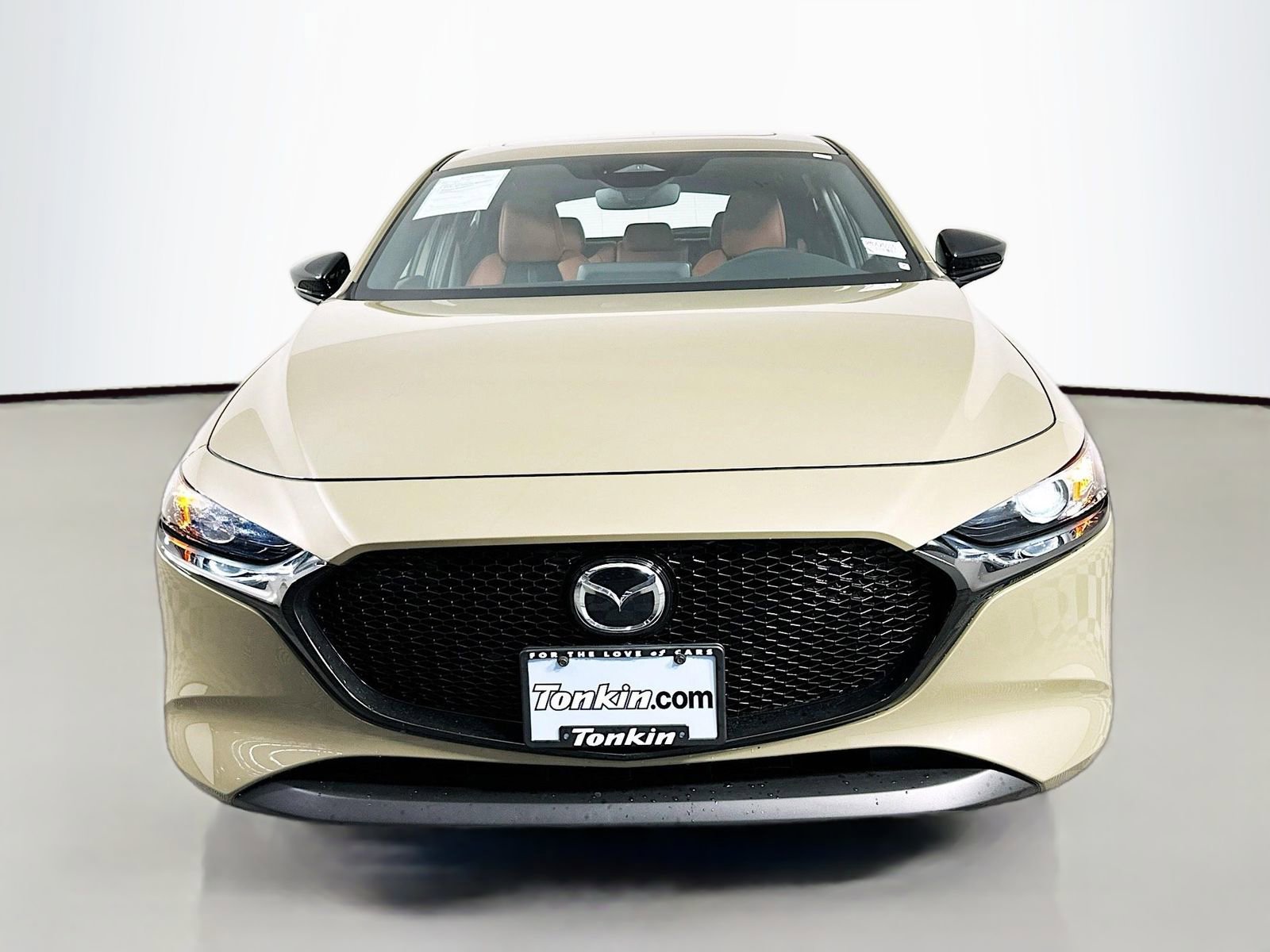 Certified 2025 MAZDA MAZDA3 Carbon AWD/4WD image 2