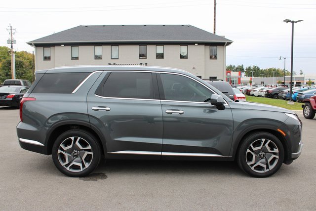 Used 2024 Hyundai Palisade Limited image 6