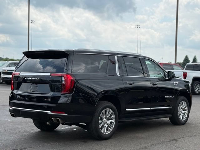 Used 2025 GMC Yukon XL Denali AWD/4WD image 47