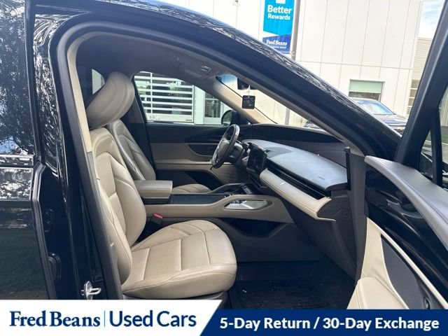 Used 2024 Lincoln Nautilus Premier AWD/4WD image 24