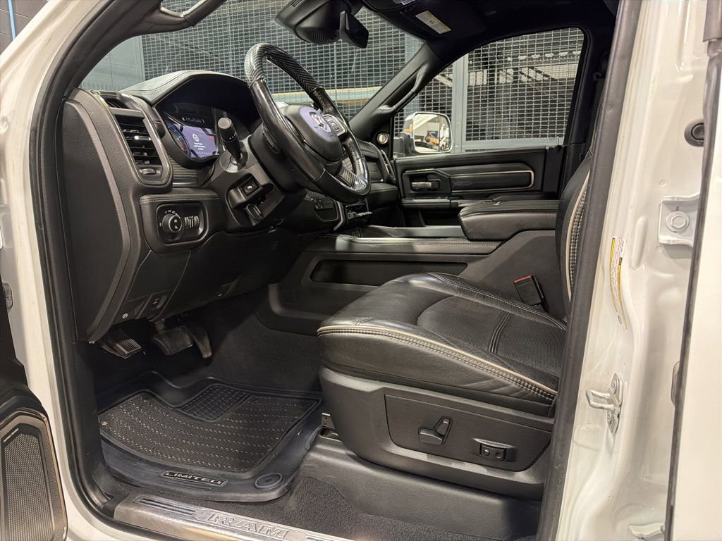 Used 2019 RAM 2500 Limited image 3