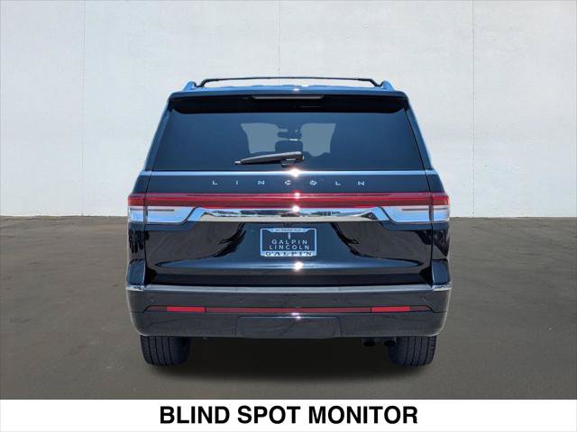 Certified 2023 Lincoln Navigator L Reserve AWD/4WD image 4