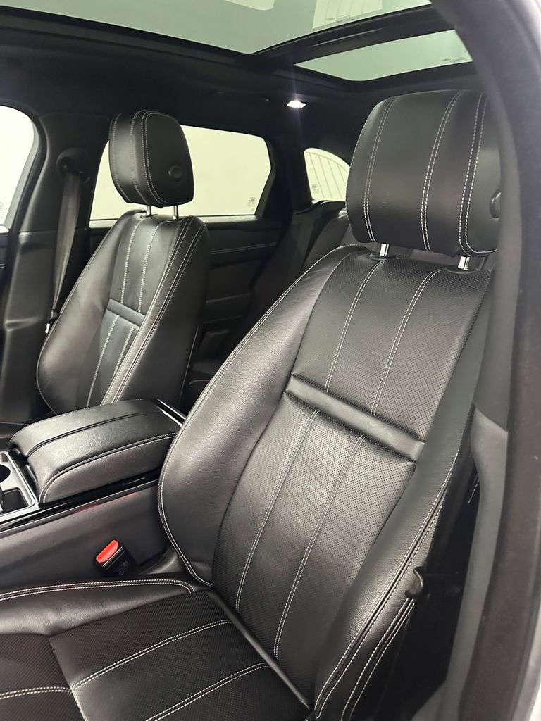 Used 2019 Land Rover Range Rover Velar S image 13