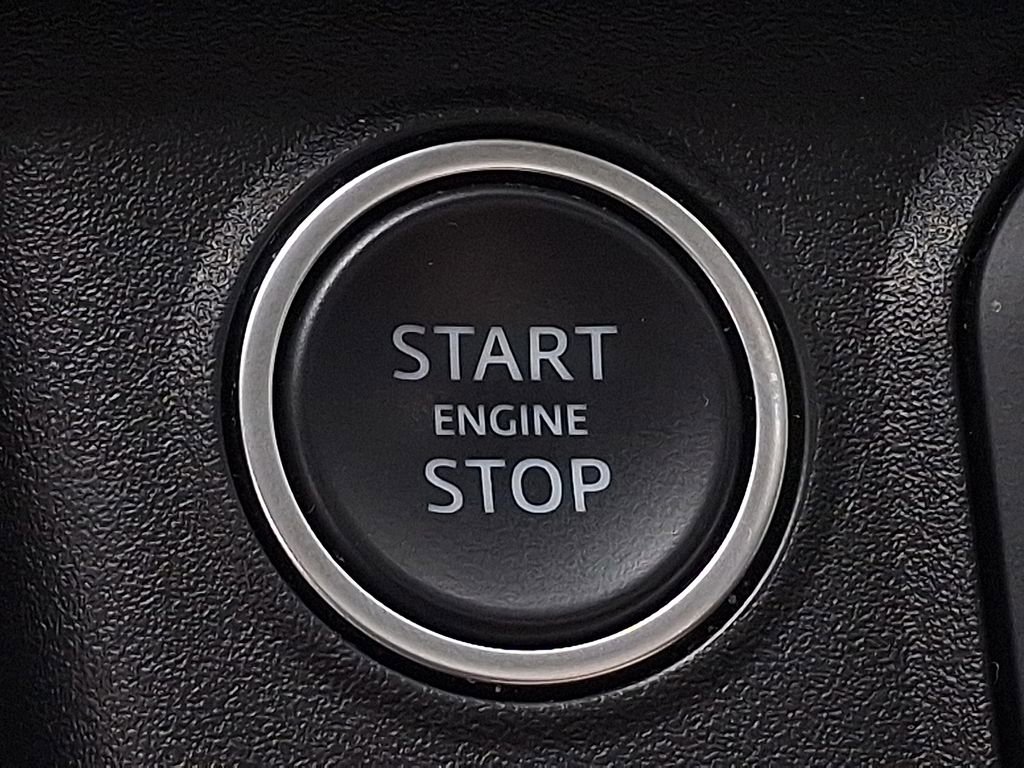 Used 2023 Land Rover Defender 110 X-Dynamic SE image 19