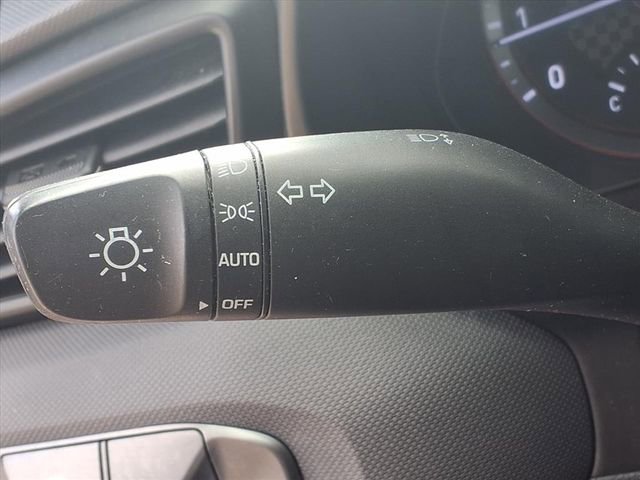 Used 2019 Hyundai Veloster 2.0 image 10