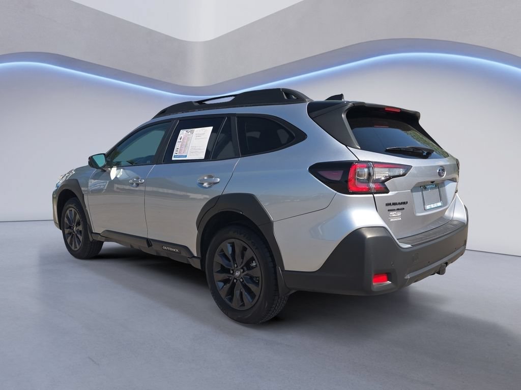 Used 2025 Subaru Outback Onyx Edition w/ Popular Package #2 AWD/4WD video 3