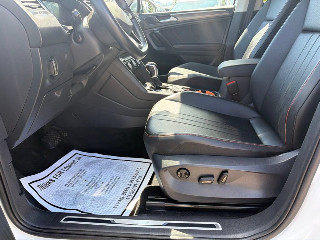 Used 2024 Volkswagen Tiguan Wolfsburg Edition AWD/4WD image 20