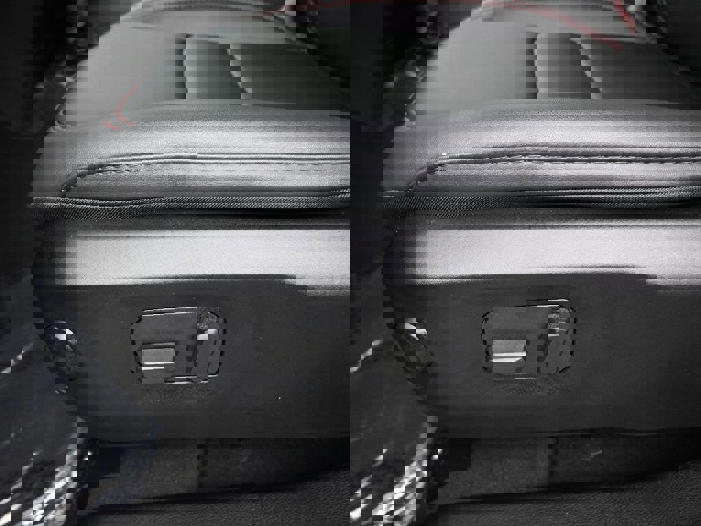 New 2026 Jeep Wrangler Unlimited Rubicon image 13