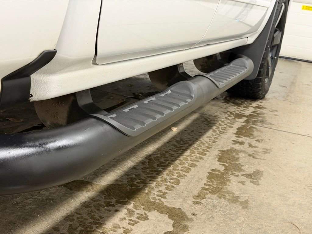 Used 2017 GMC Sierra 1500 SLE image 12