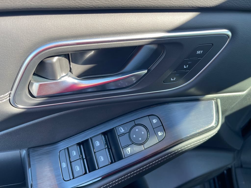 New 2026 Nissan Rogue Platinum AWD/4WD image 11
