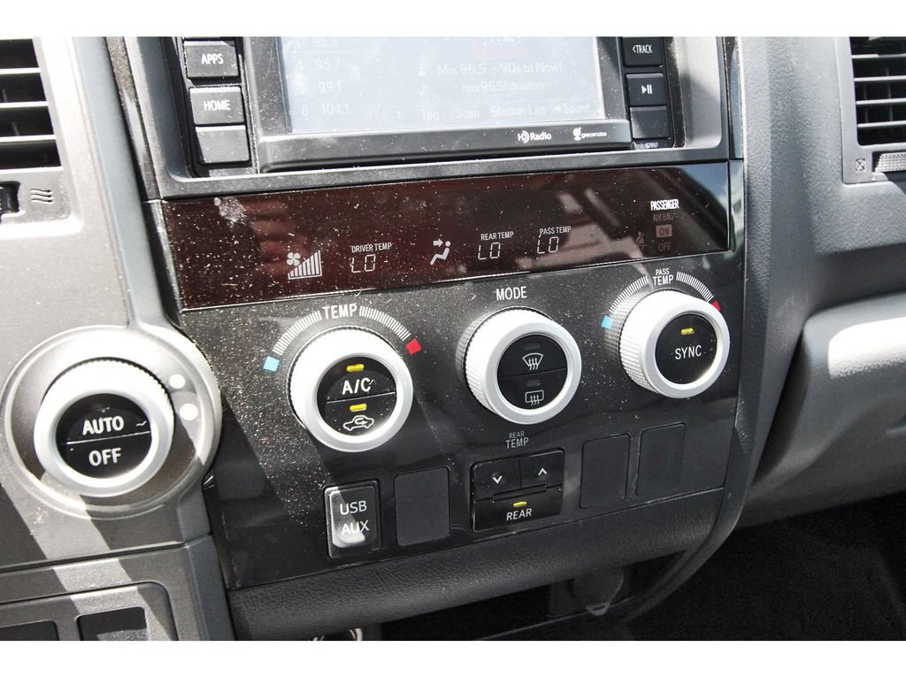 Used 2014 Toyota Sequoia SR5 RWD image 15