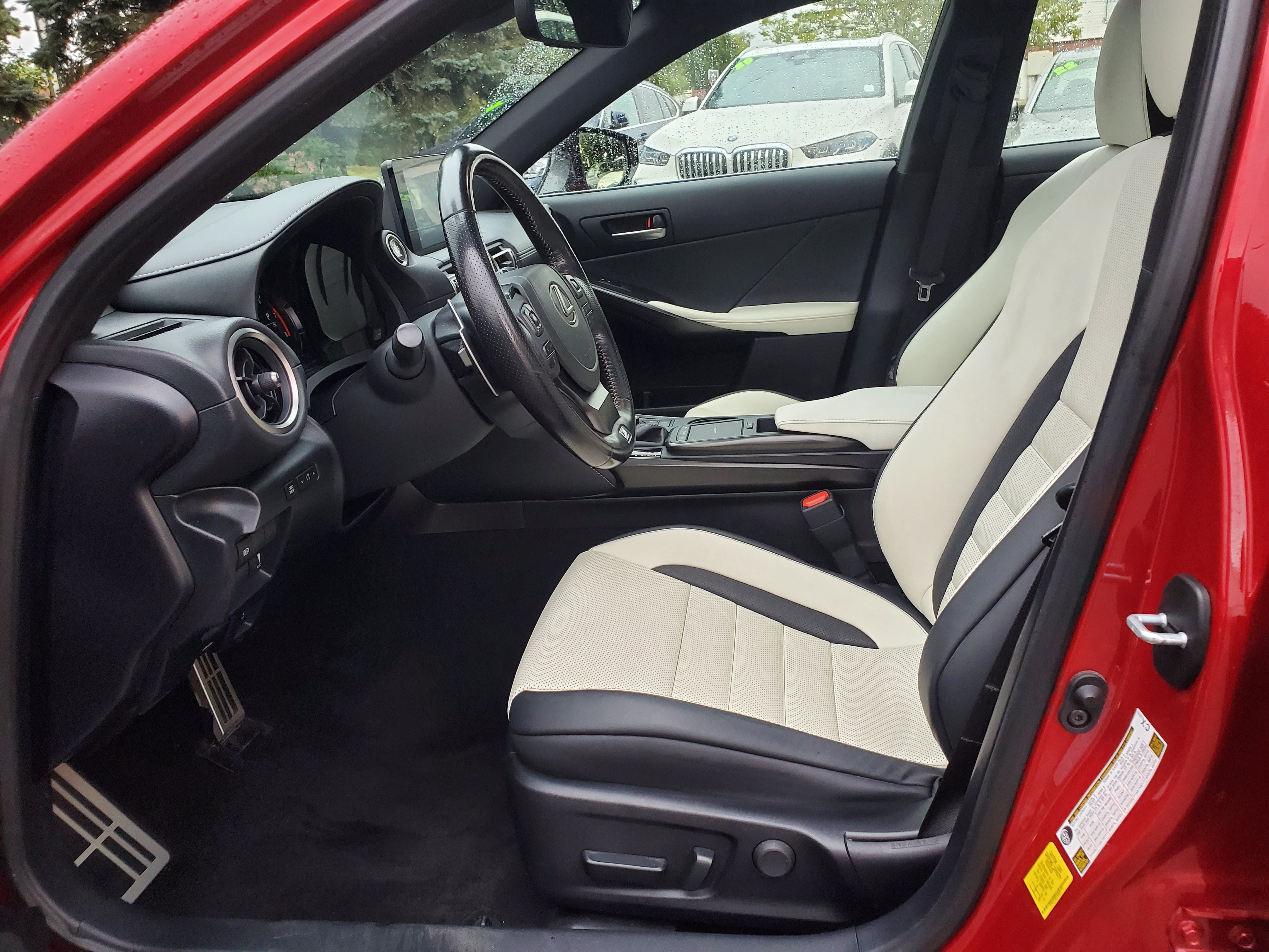 Used 2022 Lexus IS 350 F Sport AWD/4WD image 9