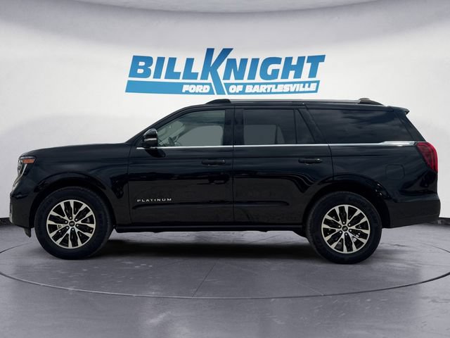 Used 2025 Ford Expedition Platinum AWD/4WD image 2