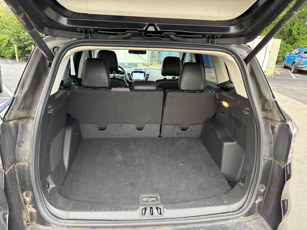 Used 2017 Ford Escape Titanium w/ Equipment Group 301A AWD/4WD image 5