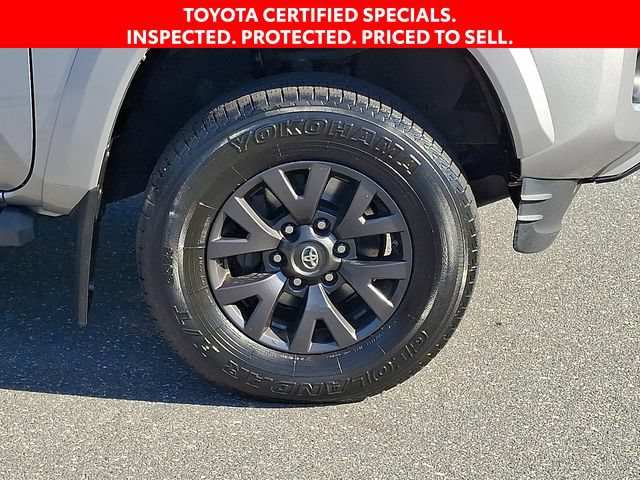 Certified 2020 Toyota Tacoma SR5 AWD/4WD image 11