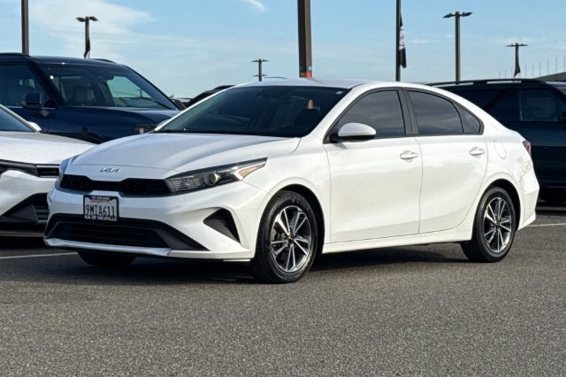 Certified 2022 Kia Forte LXS FWD image 10