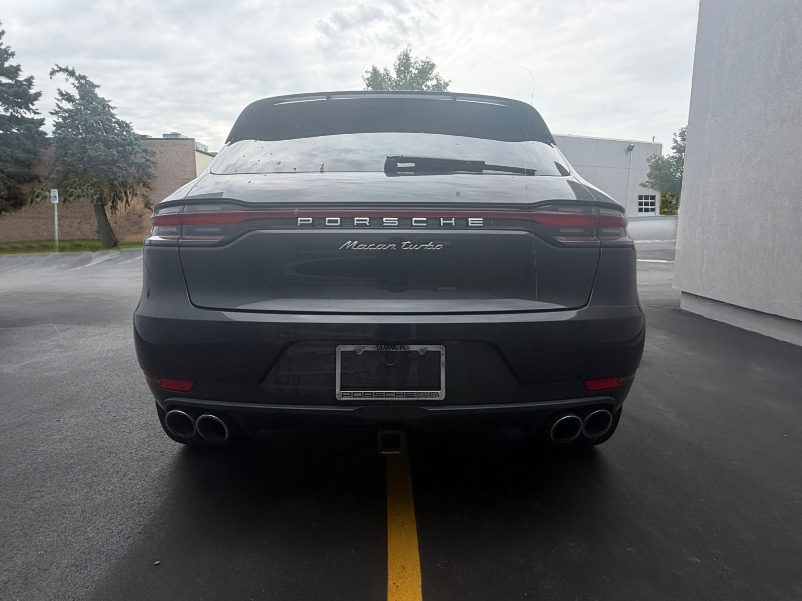 Used 2020 Porsche Macan Turbo AWD/4WD image 14