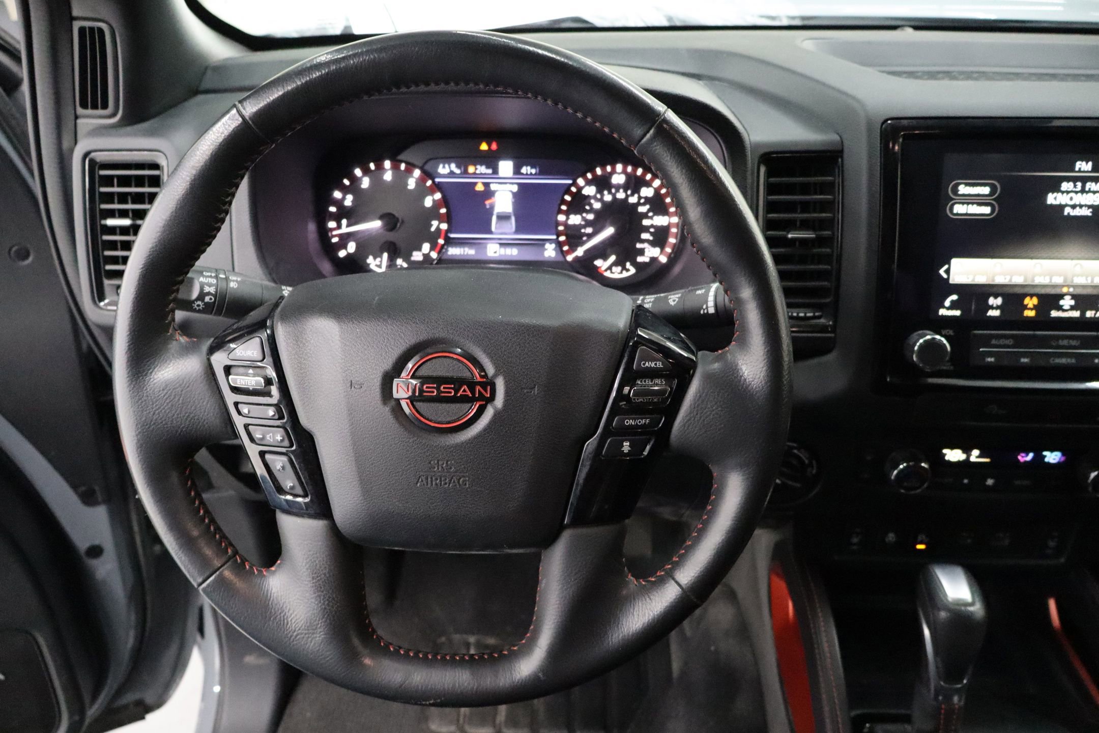 Used 2023 Nissan Frontier PRO-4X w/ Pro Convenience Package image 13