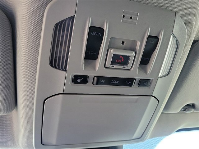 Used 2022 Toyota Highlander XLE image 17