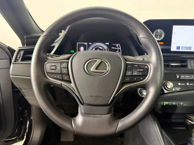 Used 2025 Lexus ES 300h w/ Premium Package FWD image 29