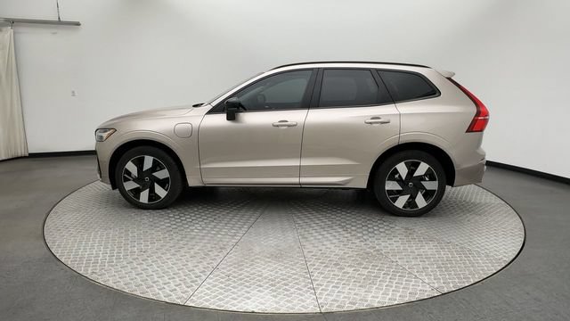 Used 2025 Volvo XC60 T8 Plus w/ Protection Package Premier AWD/4WD image 5