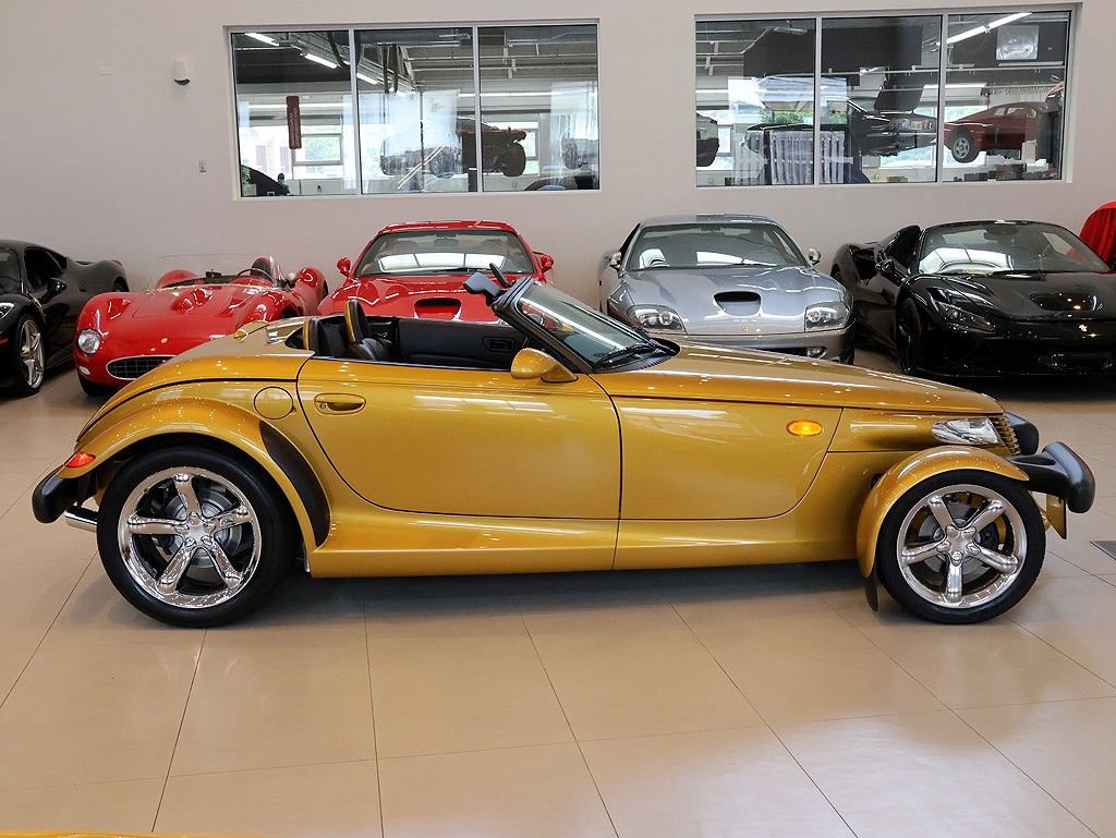 Used 2002 Chrysler Prowler RWD image 45