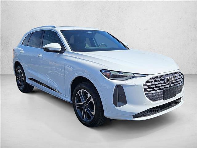 Certified 2025 Audi Q5 Premium w/ Convenience Package video 3