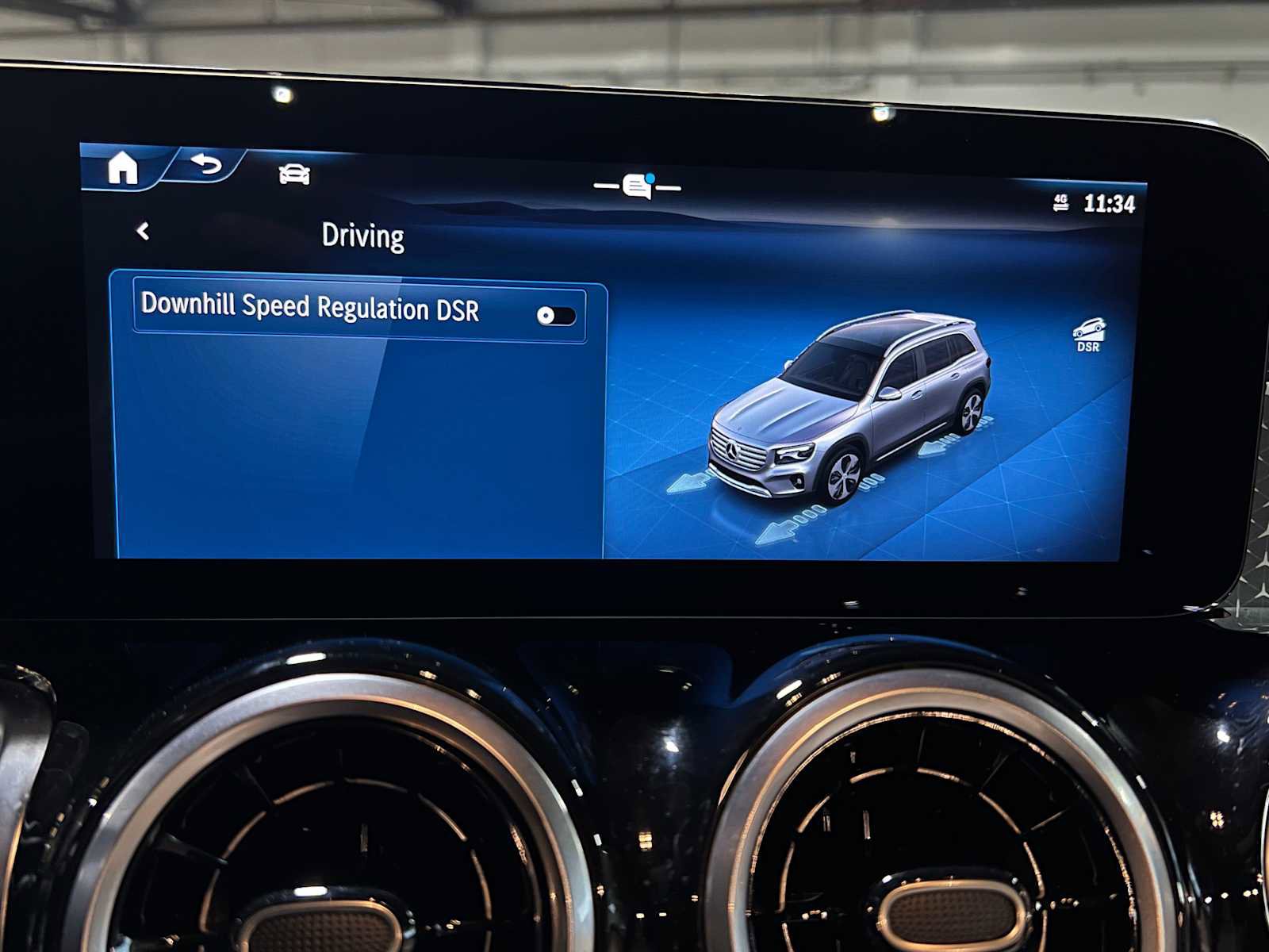 Certified 2025 Mercedes-Benz GLB 250 4MATIC image 33