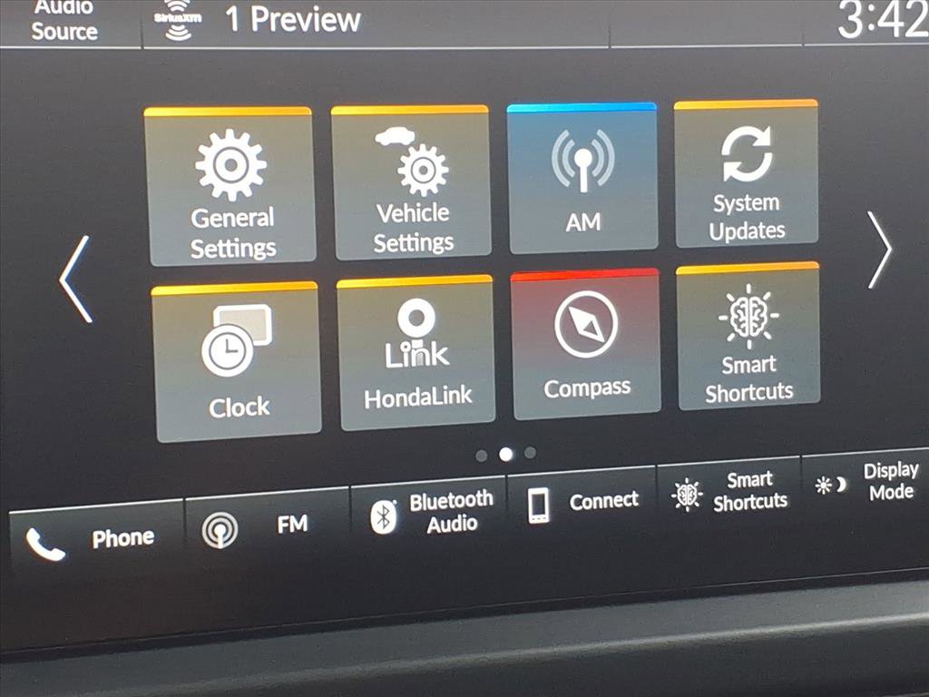 Used 2025 Honda Pilot TrailSport image 24