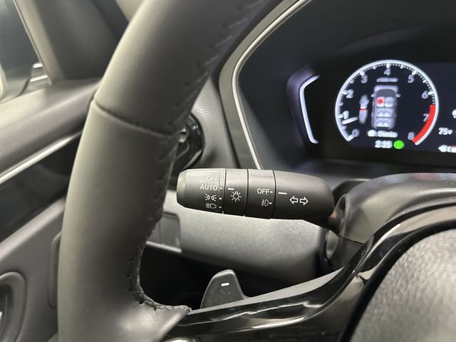 Used 2025 Honda Pilot Touring image 19