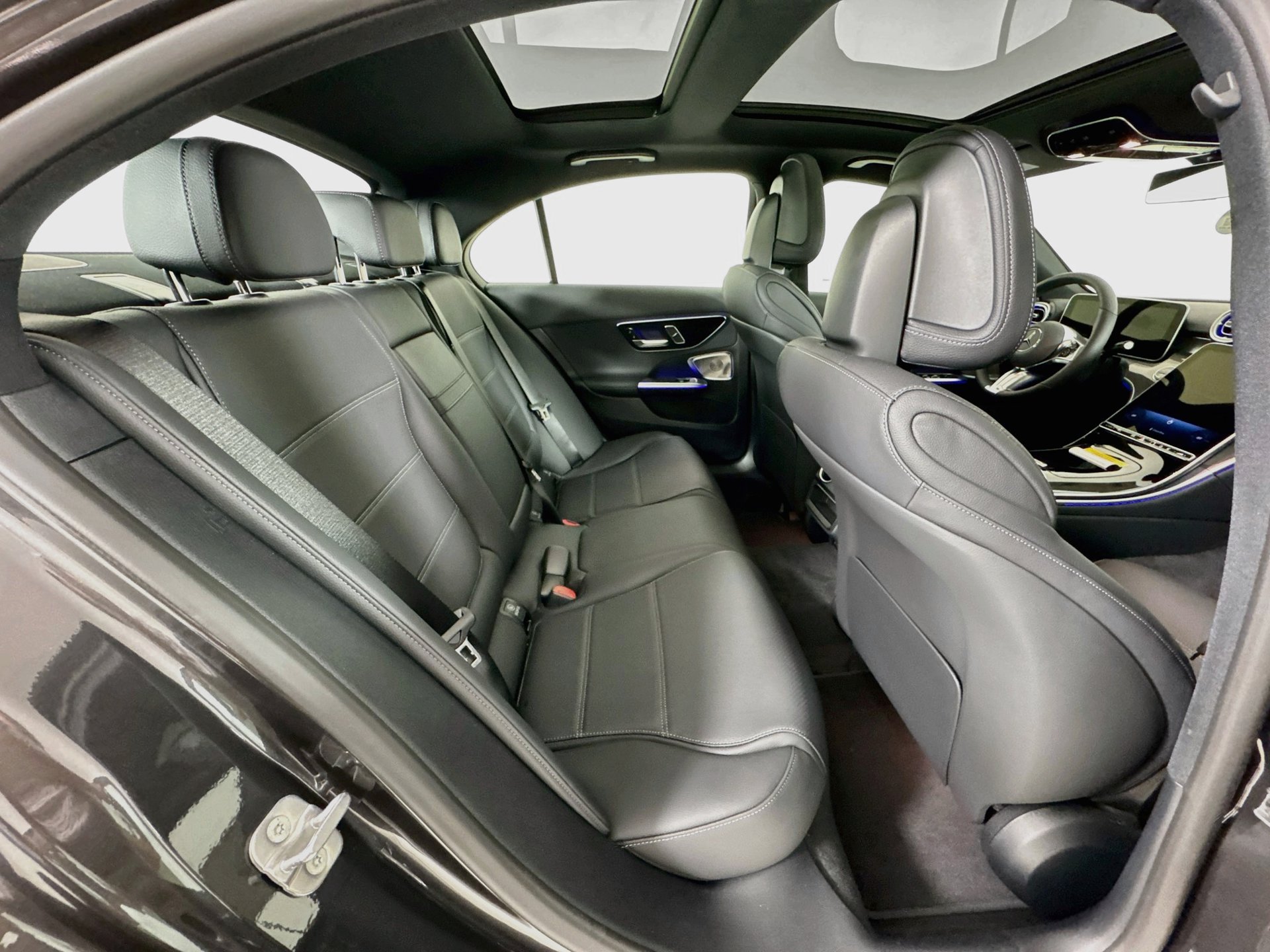 New 2027 Mercedes-Benz C 300 Sedan image 30