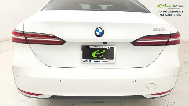 Used 2024 BMW 530i w/ Premium Package RWD image 28