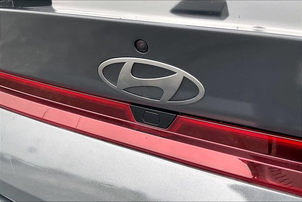 Used 2024 Hyundai Elantra SEL FWD image 27
