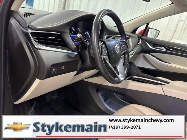 Used 2023 Buick Enclave Essence image 36