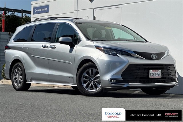 Used 2021 Toyota Sienna XLE w/ XLE Plus Package
