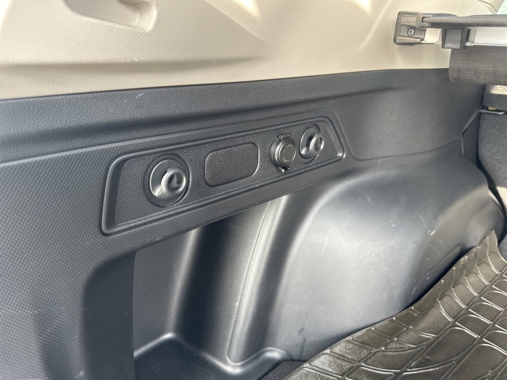 Certified 2024 Subaru Forester Premium image 28