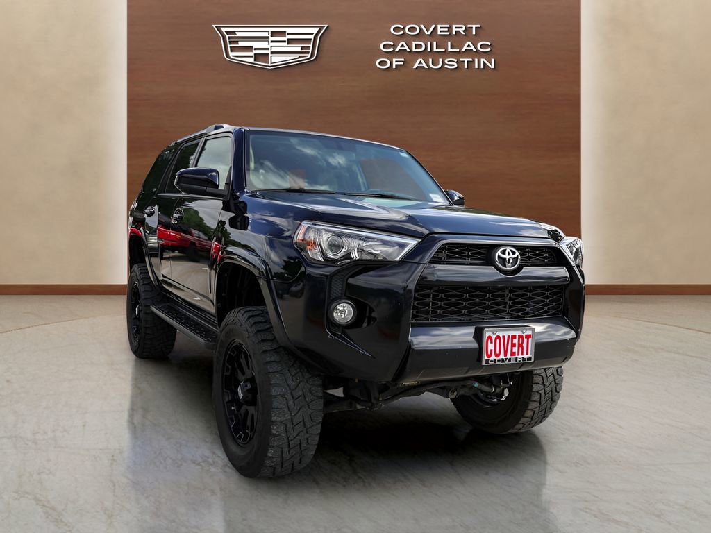 Used 2019 Toyota 4Runner SR5 AWD/4WD image 6