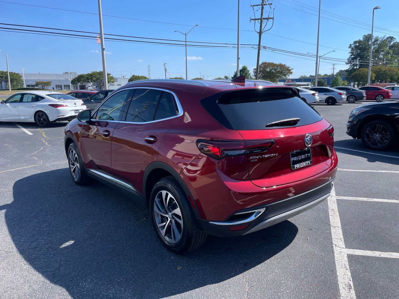 Used 2023 Buick Envision Essence AWD/4WD image 3