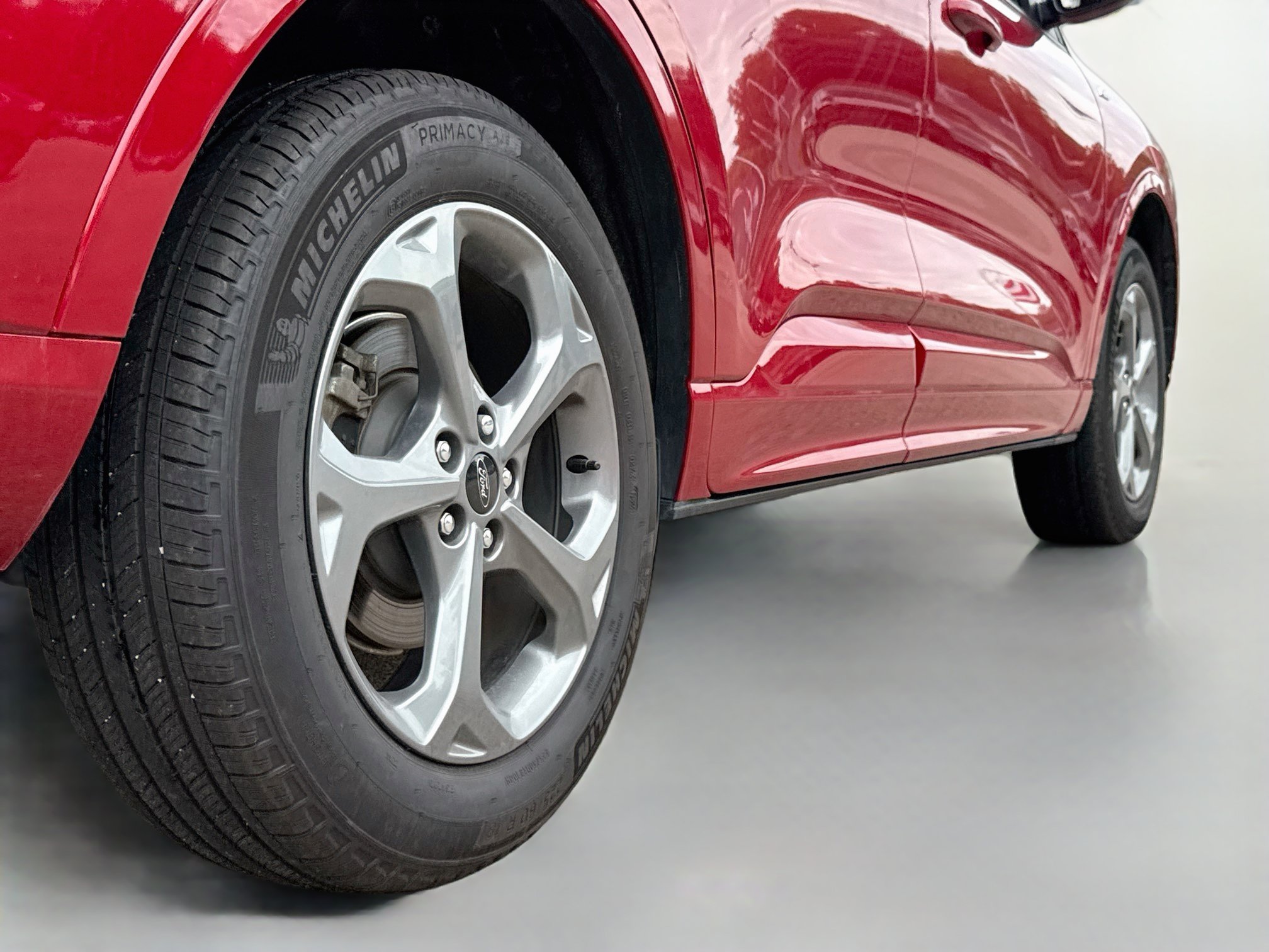 Used 2024 Ford Escape ST-Line w/ Tech Pack #1 AWD/4WD image 9
