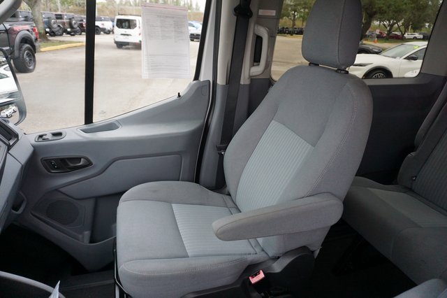 Used 2015 Ford Transit 350 XLT image 21