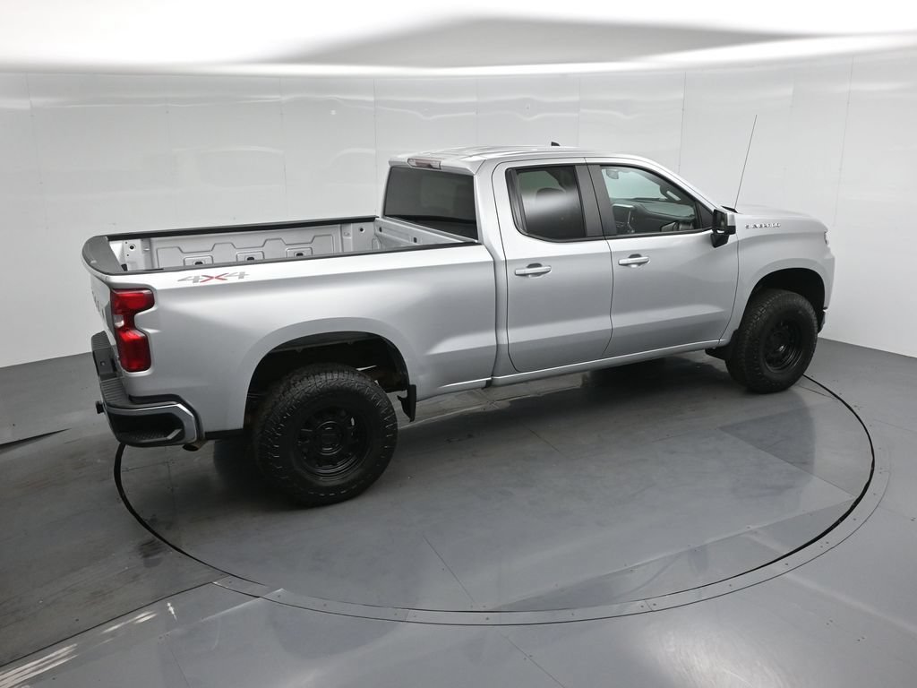 Used 2020 Chevrolet Silverado 1500 LT w/ Trailering Package AWD/4WD image 33